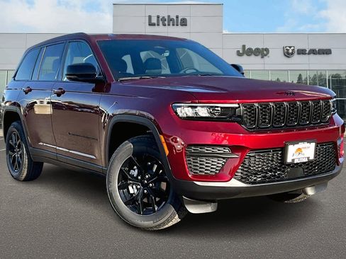 New 2025 Jeep Grand Cherokee Altitude image 27