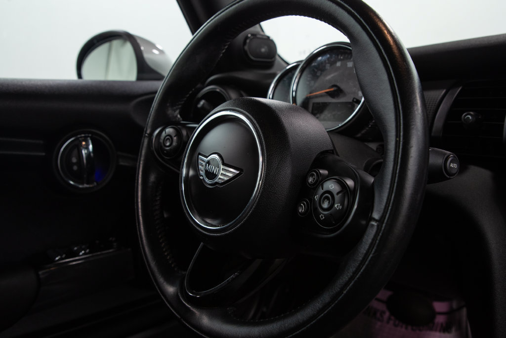 Used 2017 MINI Cooper Convertible FWD image 19
