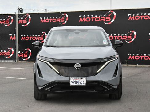 Used 2024 Nissan Ariya AWD image 2