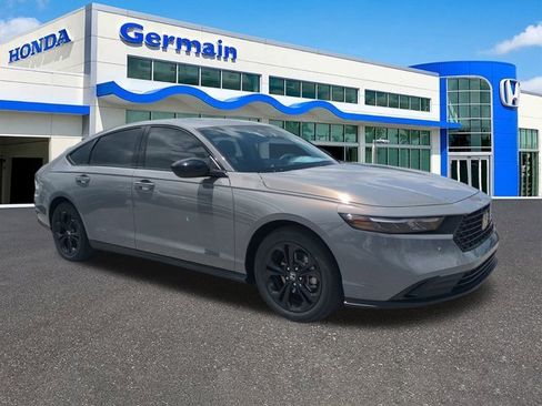 New 2025 Honda Accord SE image 1