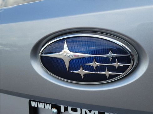 Used 2025 Subaru Crosstrek 2.0i Premium AWD/4WD image 8