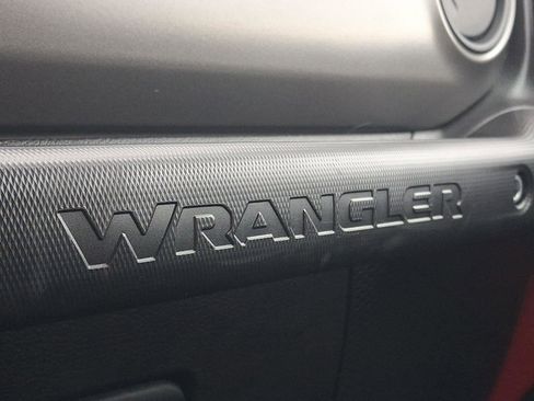 Used 2023 Jeep Wrangler Sport S image 28