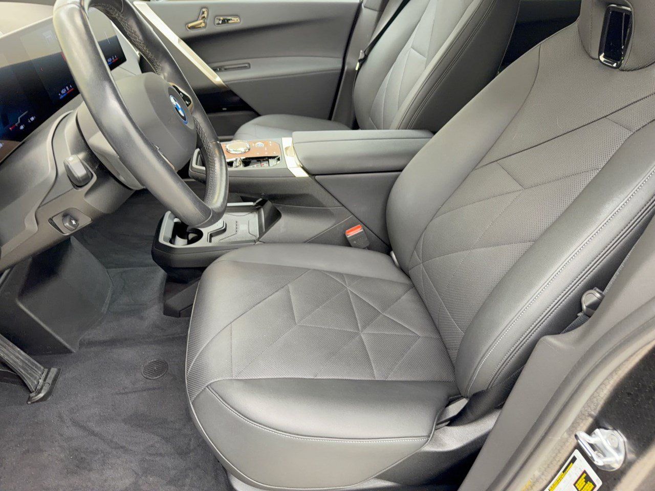 Used 2024 BMW iX M60 AWD/4WD image 5