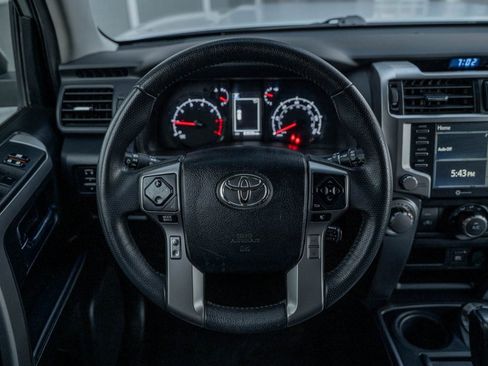 Used 2022 Toyota 4Runner SR5 Premium image 25
