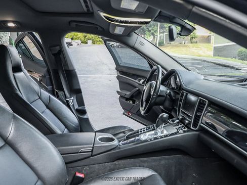 Used 2011 Porsche Panamera 4 AWD/4WD image 44