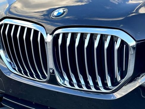 Used 2020 BMW X5 xDrive40i w/ Parking Assistance Package image 6