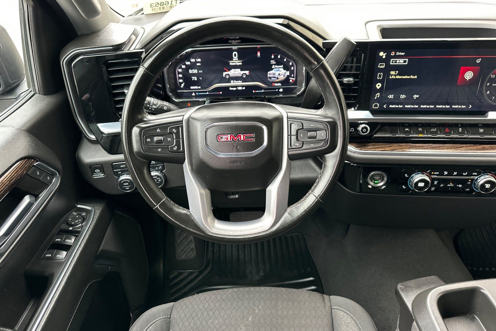 Used 2023 GMC Sierra 1500 Elevation AWD/4WD image 17