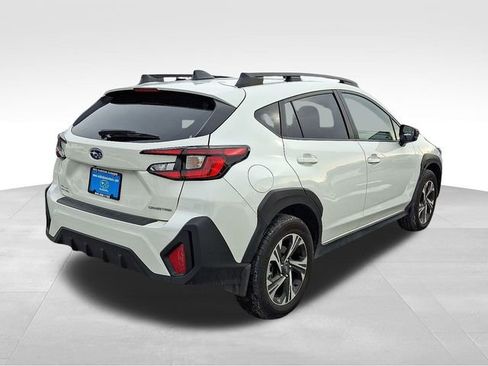 Used 2025 Subaru Crosstrek 2.0i Premium image 6
