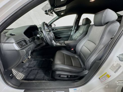 Used 2022 Honda Accord Sport image 12