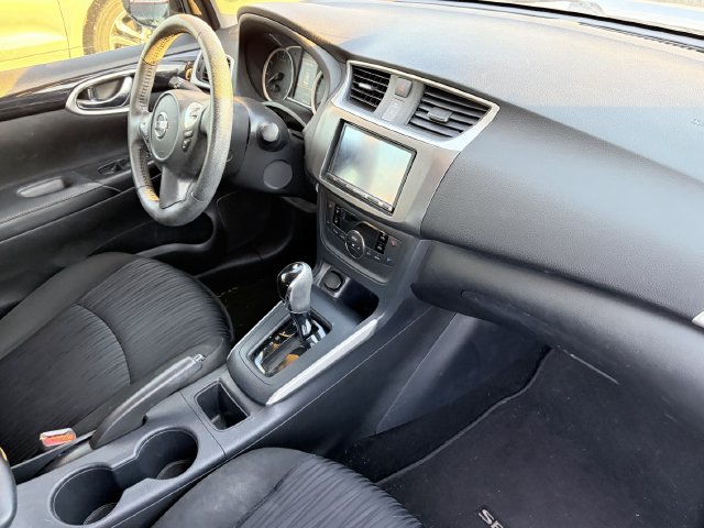 Used 2019 Nissan Sentra SV FWD image 6