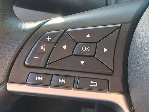 Used 2024 Nissan Sentra SV FWD image 21