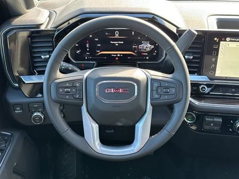 New 2026 GMC Sierra 1500 Elevation image 16