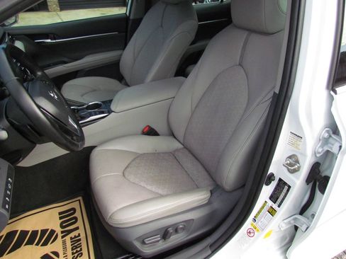 Used 2019 Toyota Camry XSE w/ Driver Assist Package FWD image 10