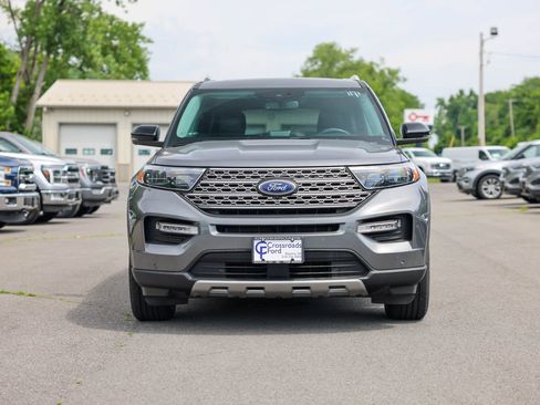 Used 2023 Ford Explorer Limited w/ Limited Technology Package AWD/4WD image 2
