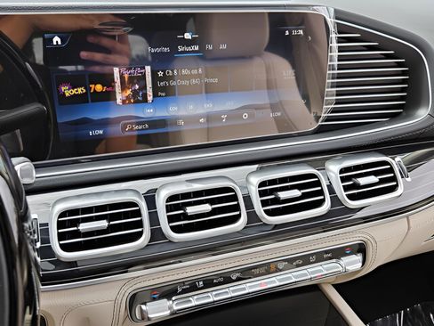 New 2026 Mercedes-Benz GLS 450 GLS 450 image 21