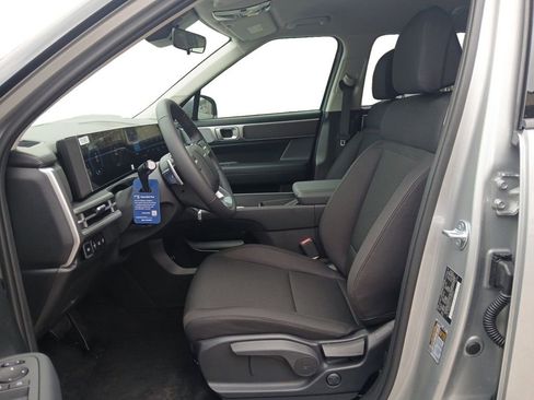New 2026 Hyundai Santa Fe SE FWD image 9