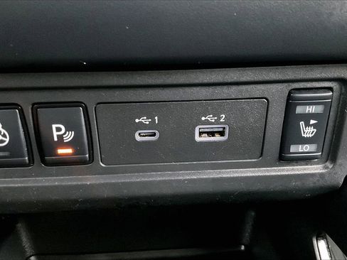 Used 2022 Nissan Frontier PRO-4X w/ Pro-4X Premium Package image 18