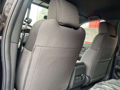 Used 2026 Nissan Frontier SV w/ SV Convenience Package image 27