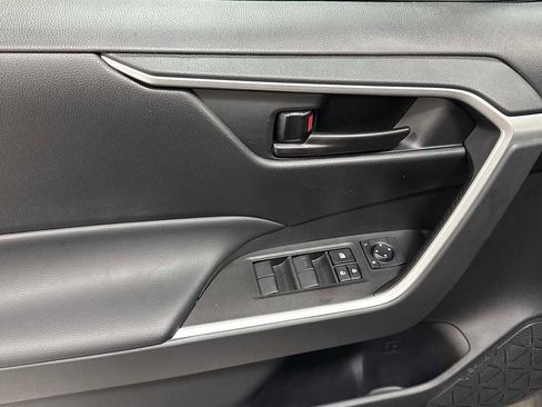 New 2025 Toyota RAV4 LE image 15