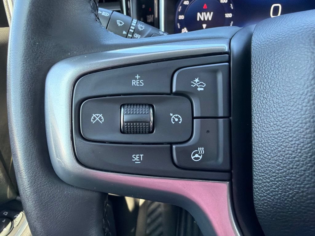 Used 2023 Chevrolet Silverado 1500 LT AWD/4WD image 14