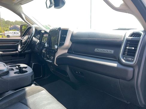 Used 2023 RAM 2500 Laramie AWD/4WD image 25