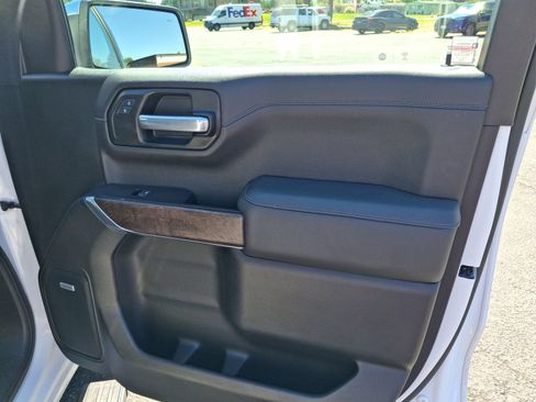 Used 2021 GMC Sierra 1500 Denali w/ Denali Ultimate Package AWD/4WD image 21