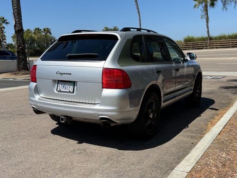 Used 2006 Porsche Cayenne AWD/4WD image 5