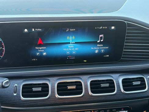 Used 2022 Mercedes-Benz GLE 350 GLE 350 w/ Premium Package image 30