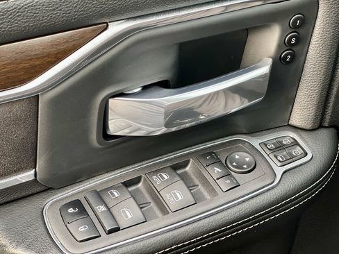 New 2024 RAM 2500 Laramie image 11