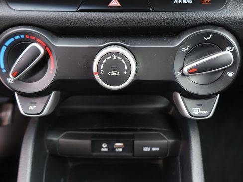Used 2019 Kia Rio S FWD image 25
