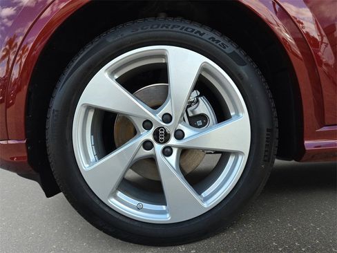 New 2025 Audi Q5 Prestige image 33