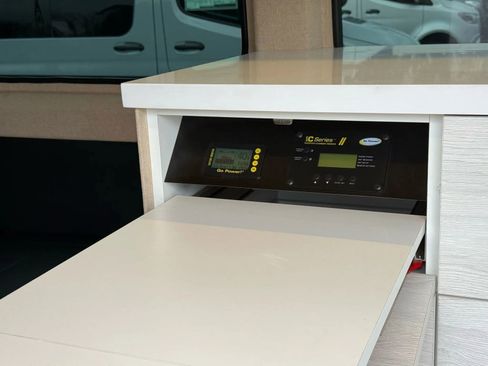 Used 2020 Mercedes-Benz Sprinter 2500 w/ Driver Convenience Package image 13