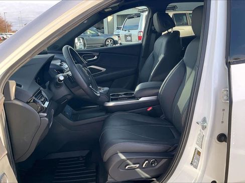 Used 2025 Acura RDX SH-AWD image 26