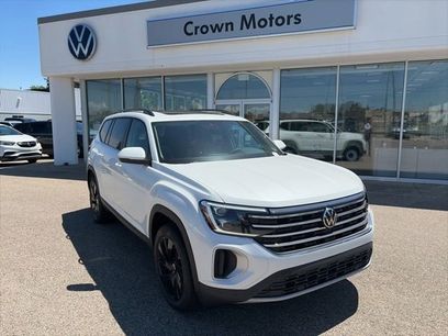 New 2026 Volkswagen Atlas SE