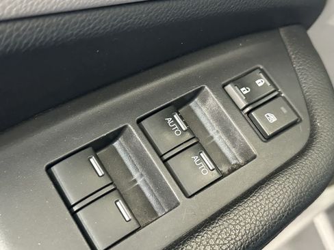 Used 2017 Honda Pilot EX image 14