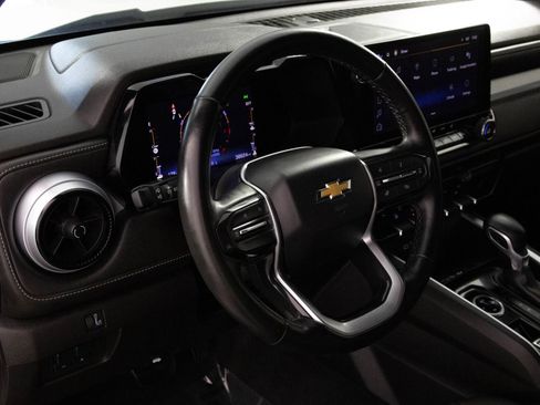 Used 2023 Chevrolet Colorado LT w/ LT Convenience Package III AWD/4WD image 34