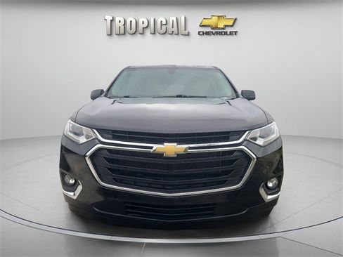 Used 2021 Chevrolet Traverse LS image 2