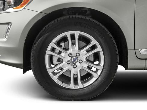 Used 2017 Volvo XC60 T6 Inscription w/ Advanced Package AWD/4WD image 12