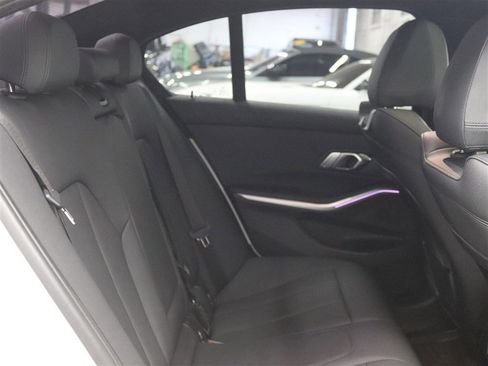 Used 2020 BMW 330i xDrive Sedan w/ Convenience Package image 12