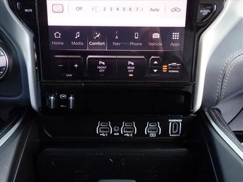 Used 2025 RAM 1500 Tungsten AWD/4WD image 20