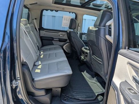 Used 2022 RAM 1500 Limited AWD/4WD image 19