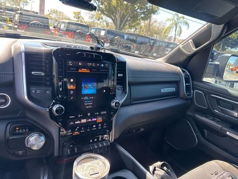 Used 2022 RAM 1500 Laramie image 12