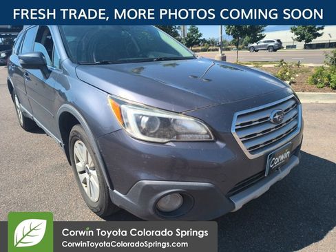 Used 2017 Subaru Outback 2.5i Premium AWD/4WD image 1