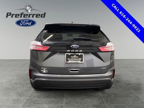 Used 2022 Ford Edge SEL w/ Sport Appearance Package image 23