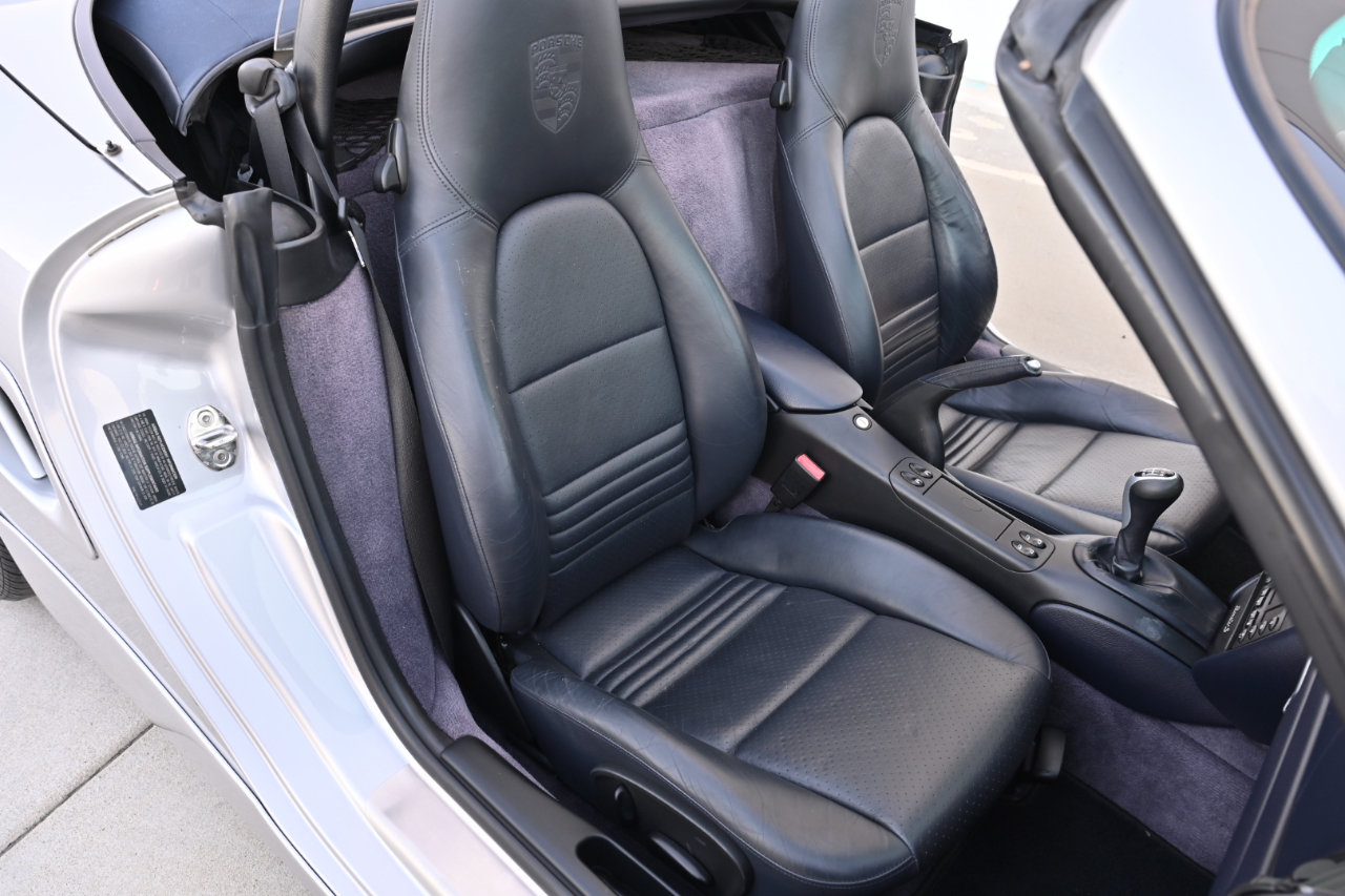 Used 2004 Porsche Boxster S RWD image 17