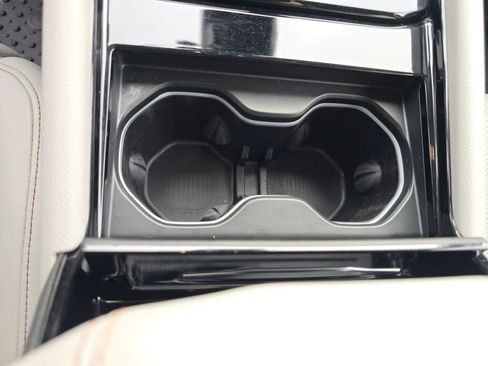 Used 2021 Jeep Grand Cherokee L Overland w/ Luxury Tech Group IV image 29