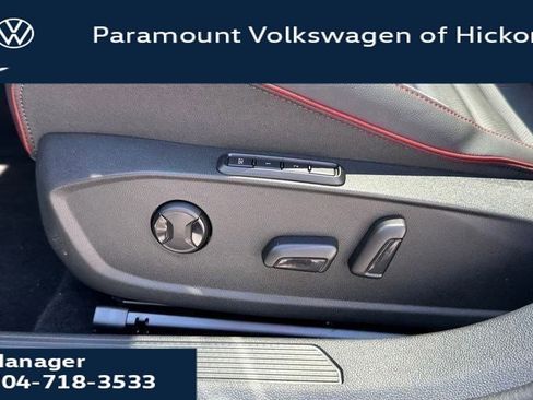 New 2025 Volkswagen GTI SE image 5