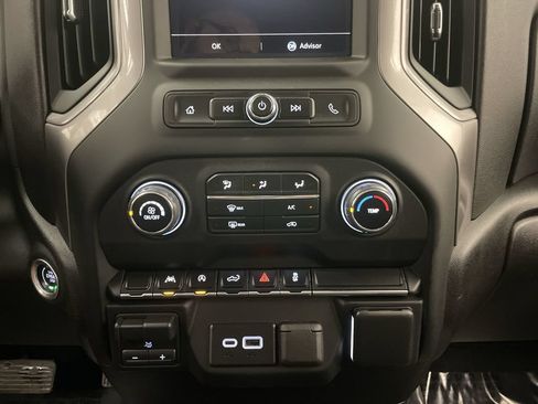 Used 2024 Chevrolet Silverado 1500 Custom w/ Dark Appearance Package AWD/4WD image 11