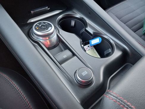 Used 2025 Ford Explorer ST-Line w/ ST-Line Street Pack image 23