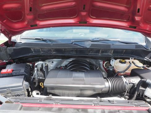 Used 2019 Chevrolet Silverado 1500 Custom Trail Boss w/ Custom Convenience Package AWD/4WD image 11